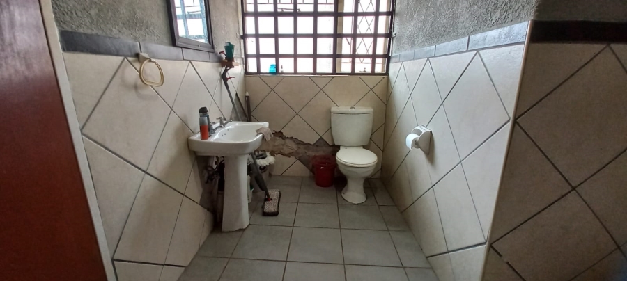 3 Bedroom Property for Sale in Roosheuwel North West